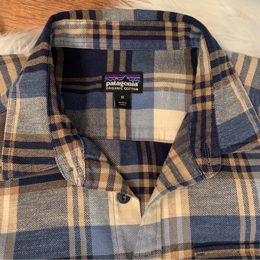 Patagonia Men’s Fjord Plaid Organic Cotton Lightweight Medium Work Shirt 54020 - Picture 2 of 14